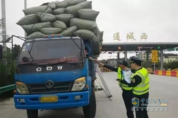 湖北省對(duì)高速公路計(jì)重收費(fèi)貨車軸荷及質(zhì)量限值進(jìn)行調(diào)整