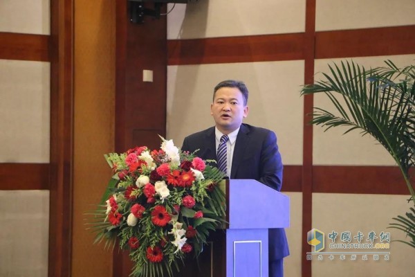 昆明云內(nèi)動力股份有限公司副總經(jīng)理、國家級企業(yè)技術(shù)中心副主任宋國富先生