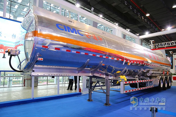 中集通華鋁合金液罐半掛車(chē)