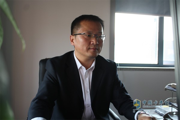 江淮汽車集團股份有限公司輕型商用車營銷公司總經理助理、輕型商用車研究院院長張中剛