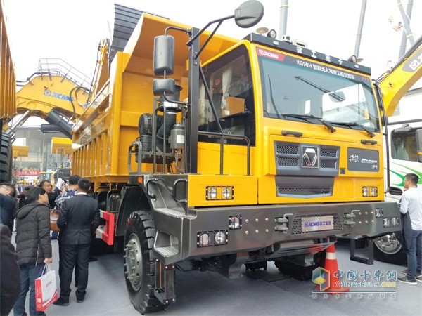 徐工智能無(wú)人駕駛工程自卸車