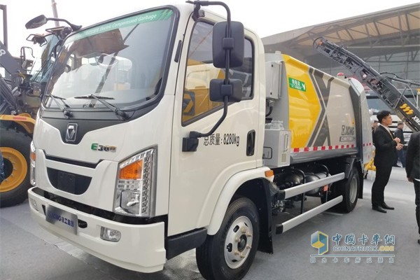 徐工純電動(dòng)壓縮式垃圾車