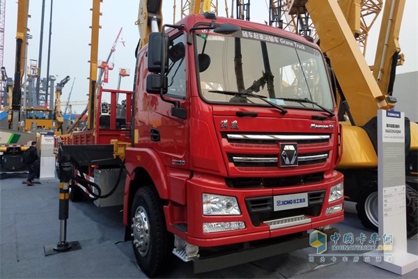 徐工一體化隨車起重運(yùn)輸車