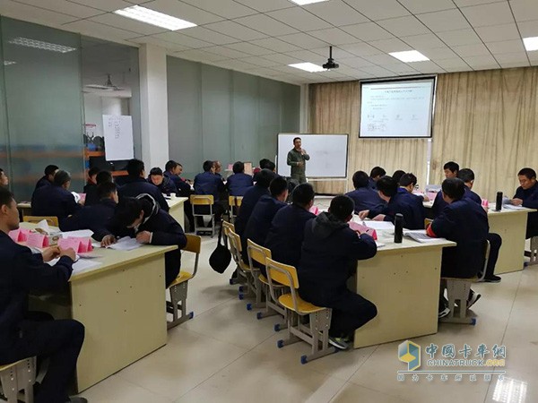 實(shí)操與理論結(jié)合，專家答疑解惑