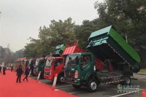 年底了 重汽的“王牌軍”帶著成績(jī)單和6.6萬輛的目標(biāo)強(qiáng)勢(shì)來襲