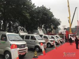 年底了 重汽的“王牌軍”帶著成績(jī)單和6.6萬輛的目標(biāo)強(qiáng)勢(shì)來襲