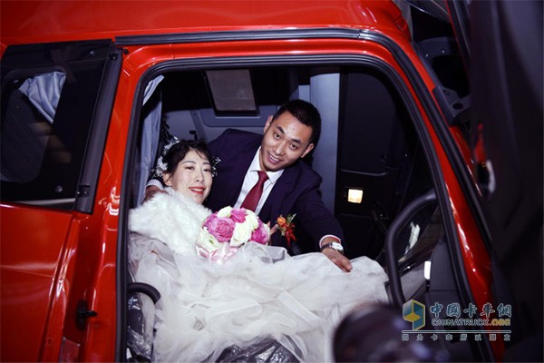 東風天龍婚車