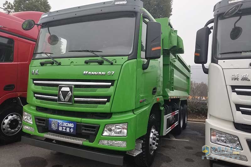徐工汽車 漢風(fēng)N7G 8×4 336馬力 自卸車