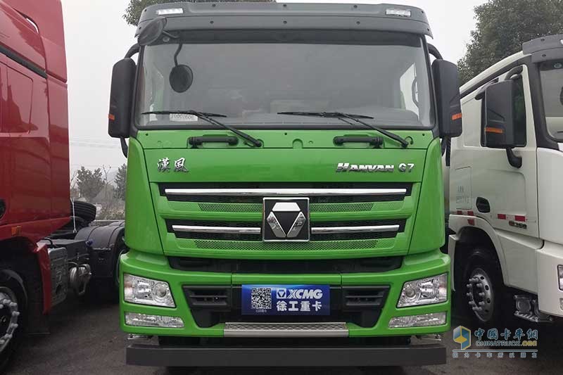 徐工汽車 漢風(fēng)G7 8×4 350馬力 自卸車