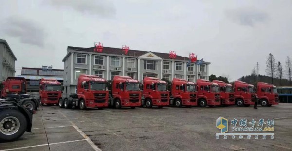 南京浩宇公司共計(jì)采購華菱?；奋嚢h馬H7在內(nèi)的200余臺(tái)