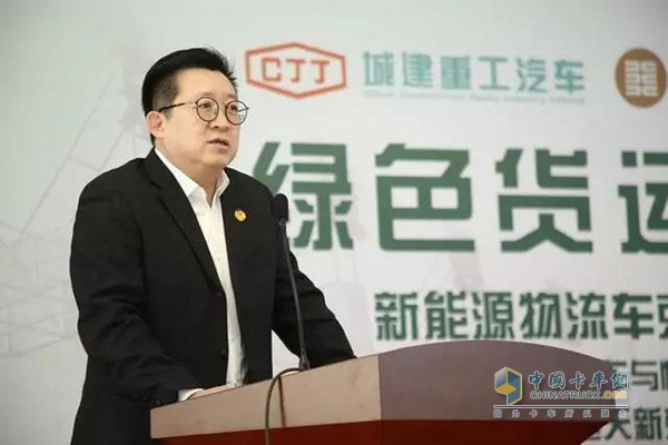協(xié)力集團(tuán)董事長(zhǎng) 龐忠