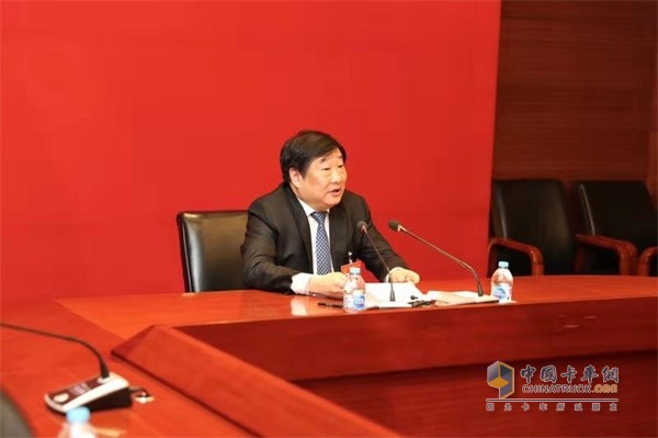 全國(guó)人大代表、濰柴集團(tuán)董事長(zhǎng)譚旭光