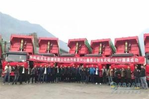 不是一般的認(rèn)可呀！興山客戶又來提東風(fēng)拓行輕量化自卸車了！