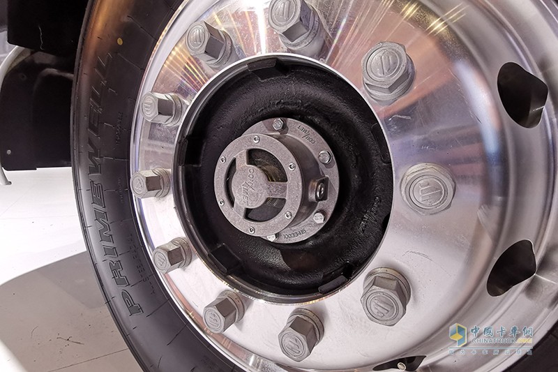 福田戴姆勒 歐曼EST-A 2019款 國六暢行版 560馬力 6×4 牽引車
