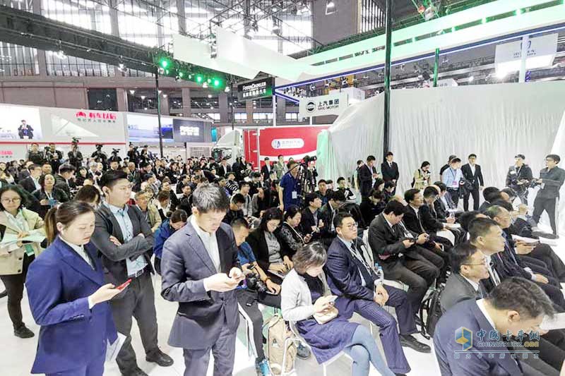 福田汽車召開新聞發(fā)布會 歐曼、歐馬可、奧鈴新產(chǎn)品陸續(xù)發(fā)布