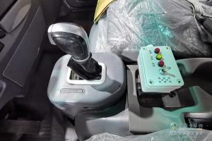 慶鈴汽車 EVK100 純電動(dòng) 壓縮式垃圾車