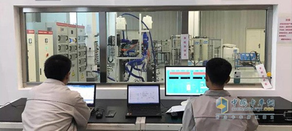 一汽解放燃料電池發(fā)動機測試臺架正式投入運轉(zhuǎn)