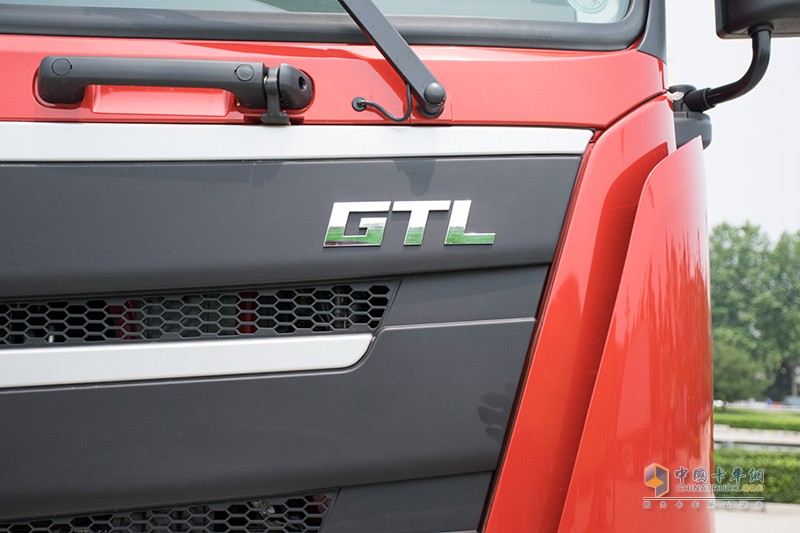 福田戴姆勒 歐曼GTL 6系重卡 360馬力 8×4 載貨車(chē)