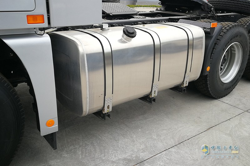 福田戴姆勒 歐曼EST-A 6X4康明斯 X12 510馬力 國六牽引車