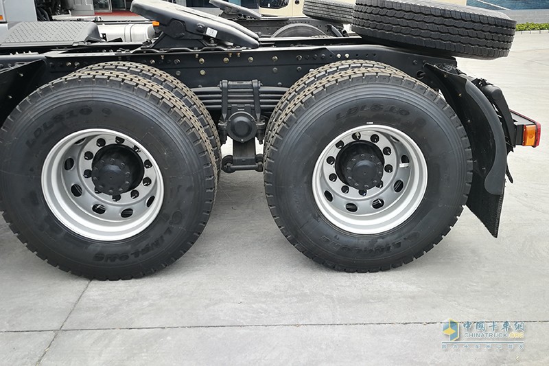 福田戴姆勒 歐曼EST-A 6X4康明斯 X12 510馬力 國六牽引車