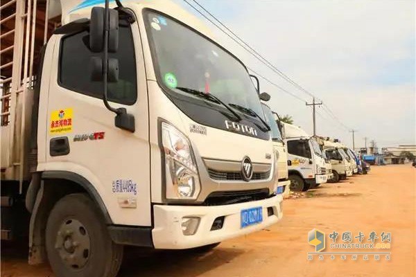 永杰鴻物流公司的奧鈴物流車(chē)