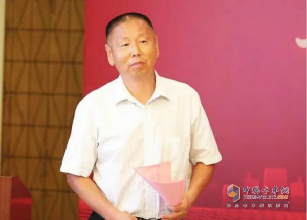 解放鷹雄匯總會(huì)長李煥福發(fā)表感言