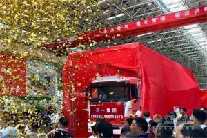 搞事情！全國首臺(tái)純電動(dòng)無人駕駛攪拌車成功下線！