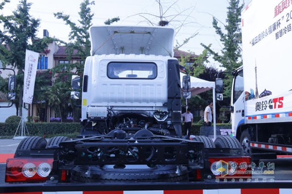 福田奧鈴冷藏車(chē)采用新一代后橋，高效經(jīng)濟(jì)！