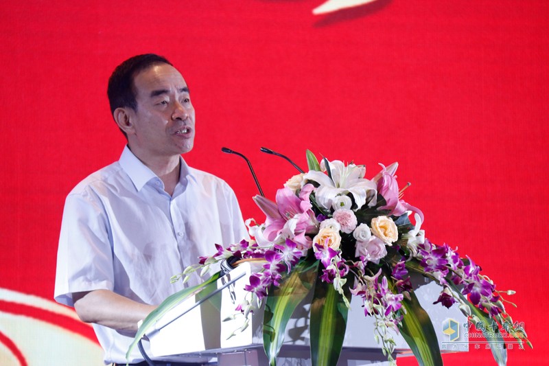 “5年200萬(wàn)公里”中國(guó)重汽汕德卡再創(chuàng)高效物流新奇跡