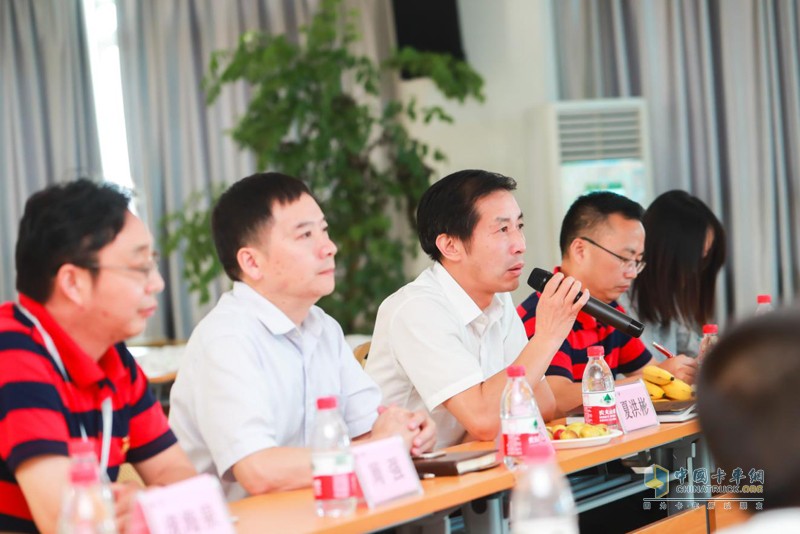 “凝聚紅巖魂，共圓中國(guó)夢(mèng)”  上汽紅巖第二期“紅巖精神”夏令營(yíng)精彩不斷