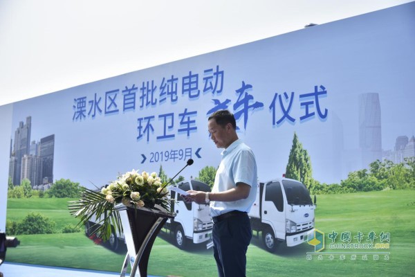 溧水區(qū)副區(qū)長(zhǎng)、公安分局局長(zhǎng)徐正凱