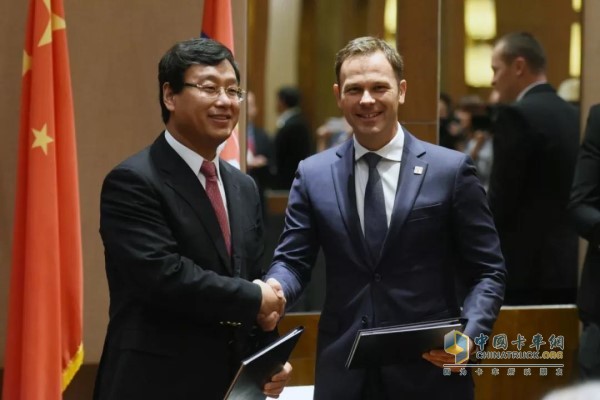 2018年9月，玲瓏輪胎與塞爾維亞簽署投資框架協(xié)議