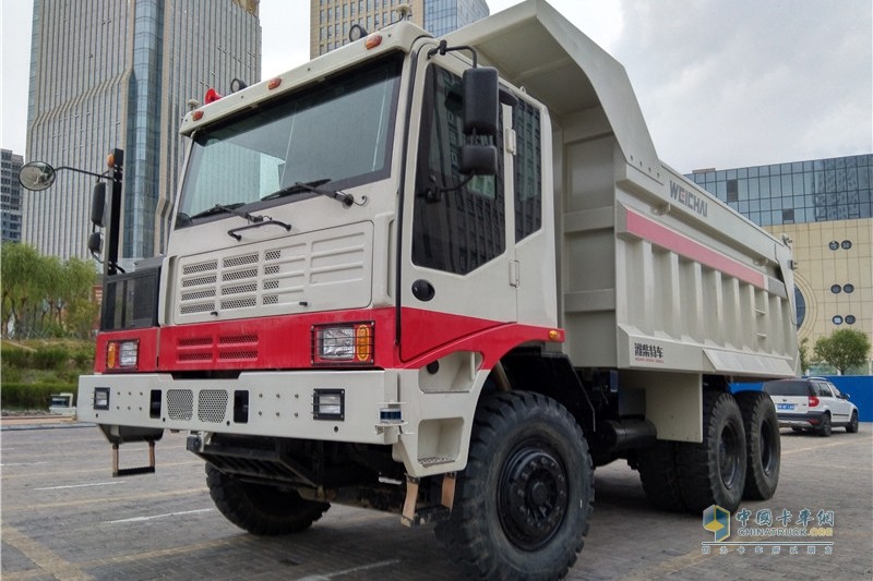 迎接智能時(shí)代 濰柴礦用車智能化創(chuàng)新發(fā)展大會(huì)暨新車品鑒會(huì)召開(kāi)