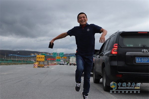沃爾沃卡車(chē)90后卡車(chē)司機(jī)索良