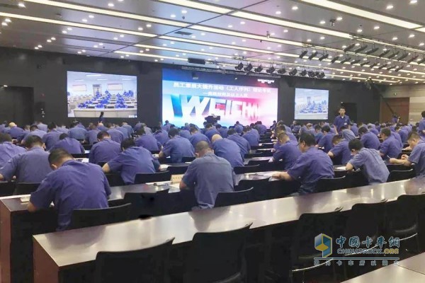 組織高級(jí)技師開(kāi)展學(xué)習(xí)考試活動(dòng)