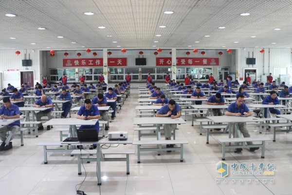 濰柴組織一線員工開(kāi)展線上學(xué)習(xí)考試活動(dòng)
