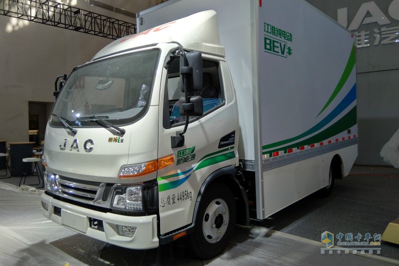 搶先看！江淮汽車全系國六新品亮相武漢車展