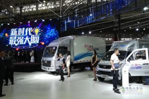 【武漢車(chē)展】時(shí)代汽車(chē)國(guó)六新品大客戶交車(chē)167臺(tái)！