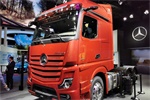 [進博會]奔馳智能版Actros、烏尼莫克、邁巴赫竟同框 亦奢亦科技