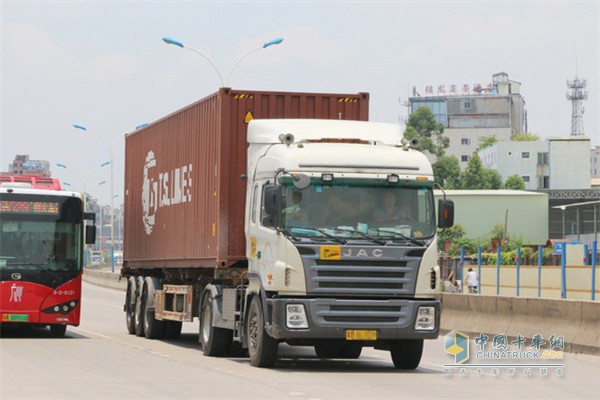 ≥12噸以上的重型柴油貨車(chē)禁行