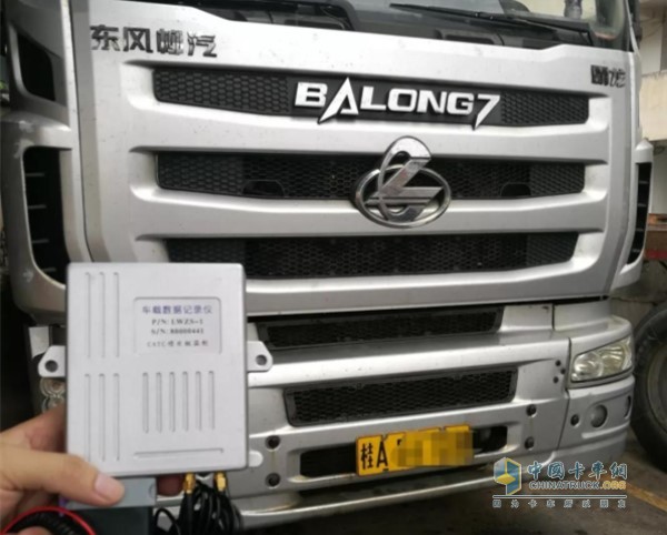數(shù)據(jù)采集車(chē)輛