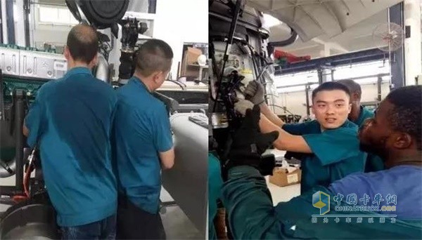 工作中的中國(guó)重汽卡車人