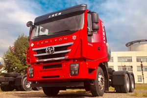 紅巖杰獅C6 LNG牽引車內(nèi)在美  感受 “大酒店”般的舒適