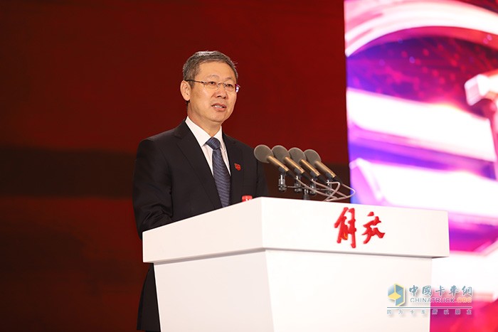 一汽集團(tuán)總經(jīng)理助理、一汽解放董事長胡漢杰總結(jié)致辭