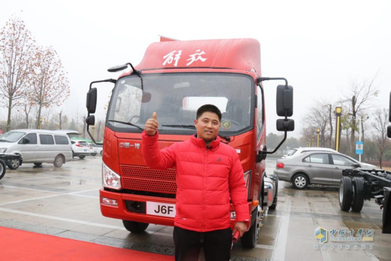 解放輕卡山東區(qū)域銷量突破萬(wàn)輛！