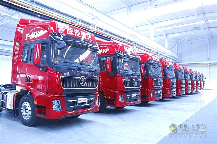 陜汽德龍X5000牽引車(chē)