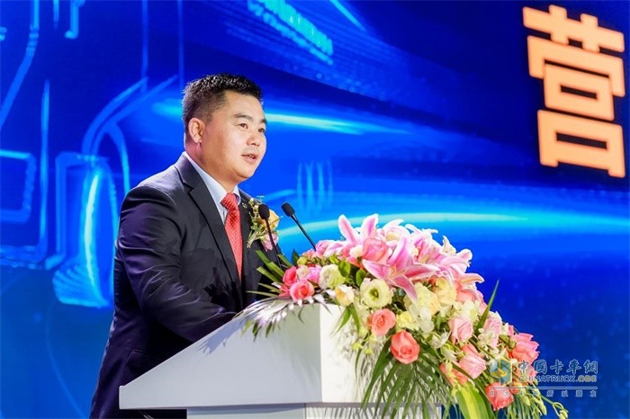 履新上任的上汽紅巖副總經(jīng)理、營銷公司總經(jīng)理楊培強