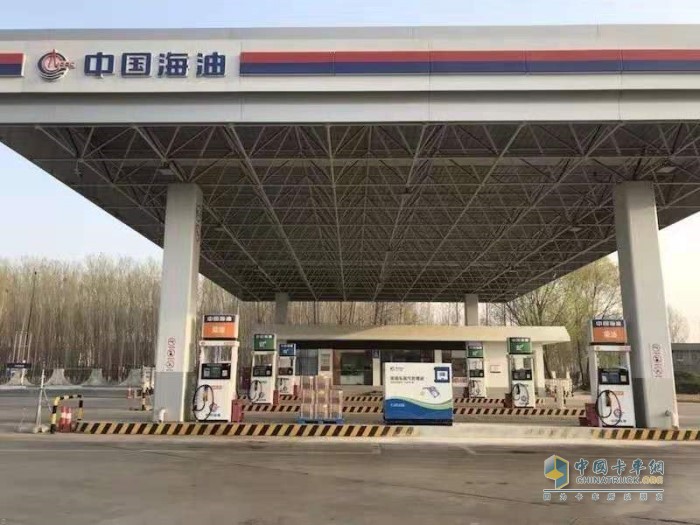 河北中海油攜手可蘭素，在河北高速6個(gè)加油站為抗疫車輛免費(fèi)加注可蘭素車用尿素