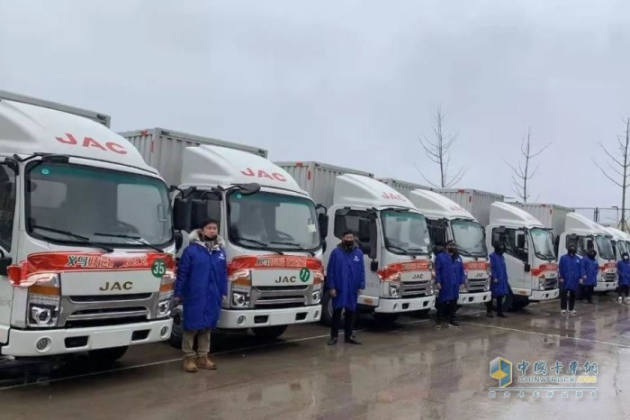 帥鈴助力“義烏好運(yùn)”向義烏全市14個(gè)鎮(zhèn)街和中心醫(yī)院、浙四醫(yī)院運(yùn)送1.5萬(wàn)箱急需物資