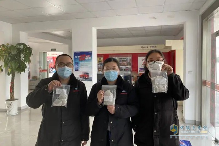為廣大經銷商伙伴及駐外營銷將士送出了“防疫中藥包”